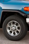 2012-toyota-FJ-cruiser-wheels.jpg